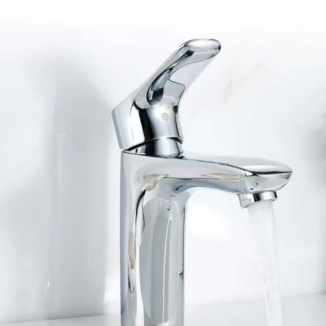 Caang Pérak Arc-ngawangun Single-cecekelan Faucet