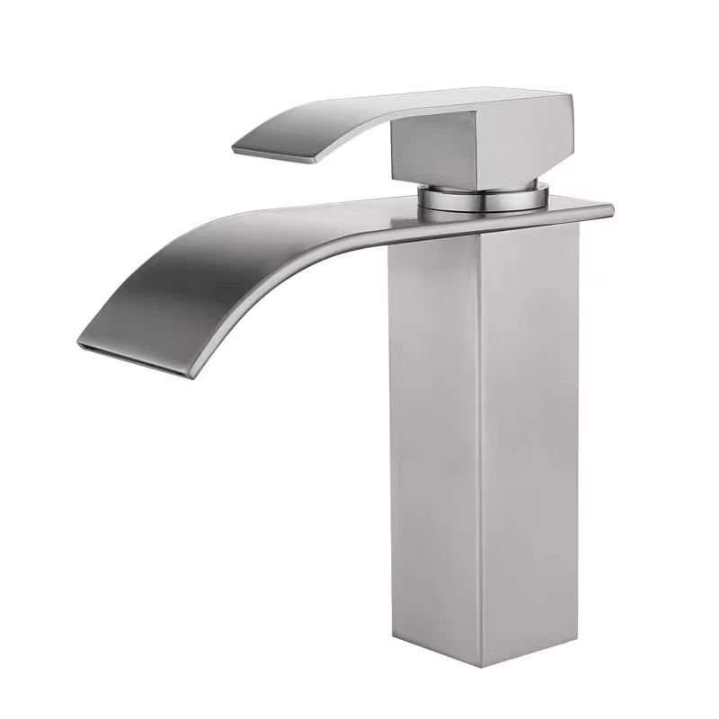 Brushed Square Curug-Gaya Washbasin Keran